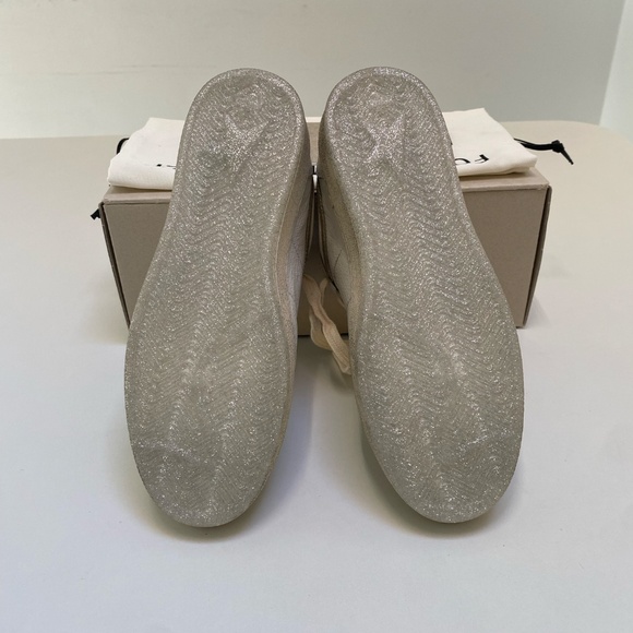 Golden Goose Ball Star Sneaker White Leather/Silver/Gold sz 37 New in Box - Picture 7 of 12